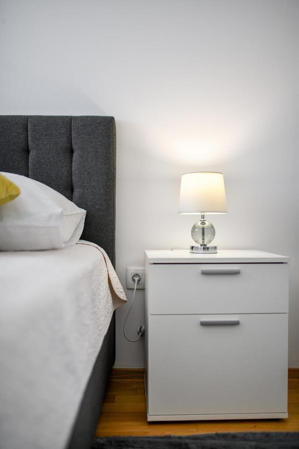Modern Apartment For 2025' Vacation In Zadar Bagian luar foto