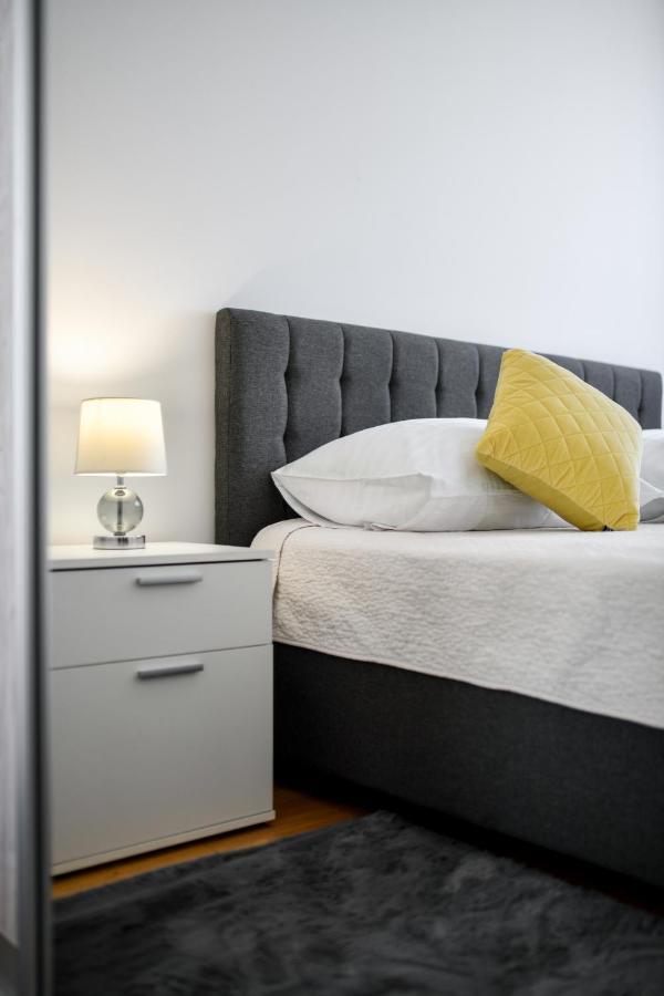 Modern Apartment For 2025' Vacation In Zadar Bagian luar foto