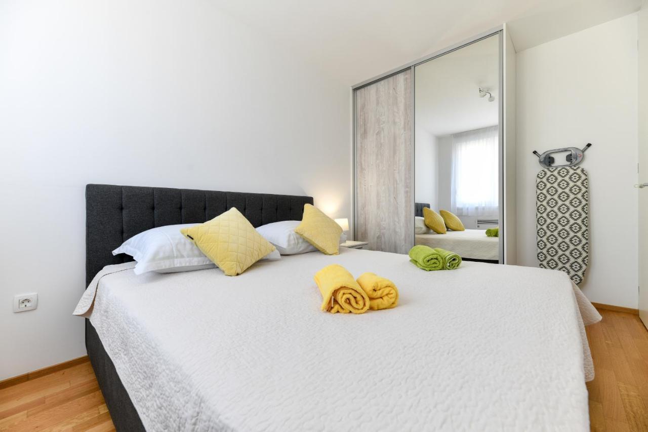 Modern Apartment For 2025' Vacation In Zadar Bagian luar foto