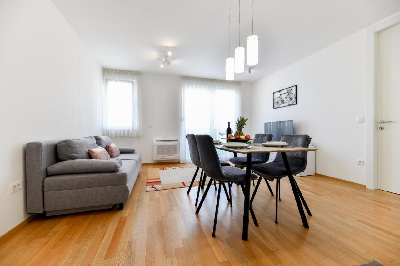 Modern Apartment For 2025' Vacation In Zadar Bagian luar foto